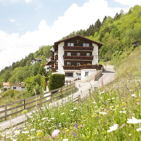 Hotel Fliesserhof 3*