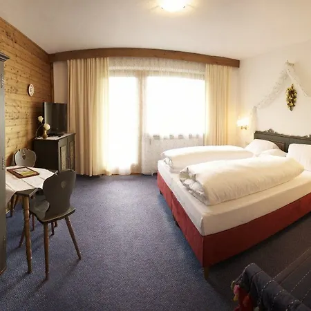 Hotel Fliesserhof 3*