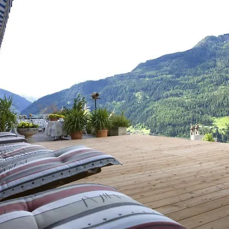 Fliesserhof 3*